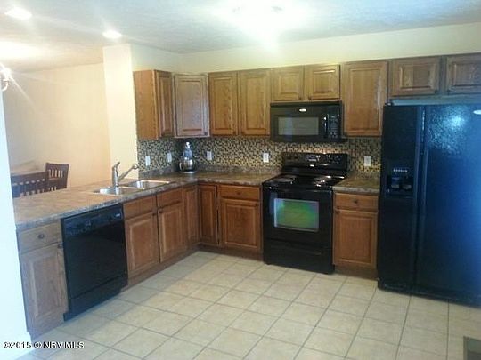 4th image of 710 Oaktree Blvd