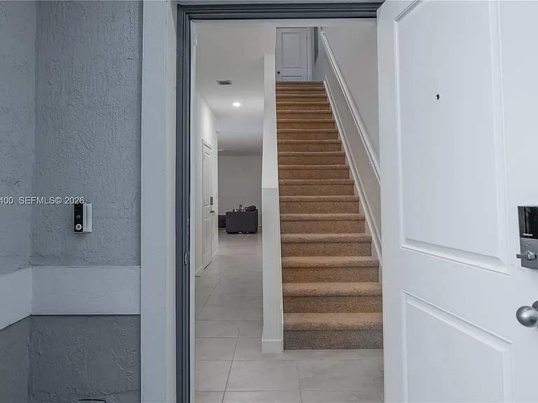 844 NW 3rd Way #844 — Photo 5