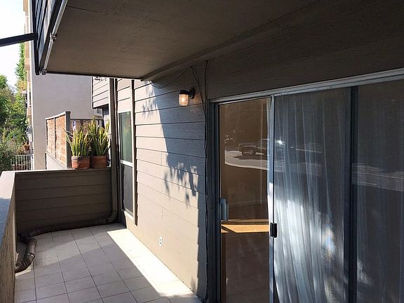 3rd image of 4401 Kraft Ave #98