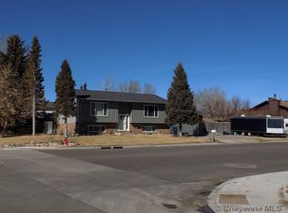 5300 Mountain Rd, Cheyenne, WY 82009