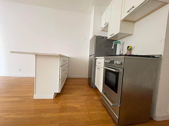 4th image of 159 Eastern Pkwy APT 3F