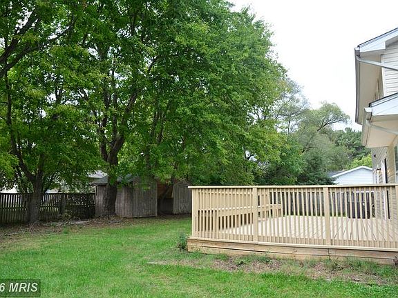 5th image of 21445 Williams Dr