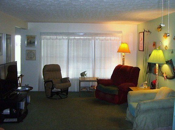 Large Living room!