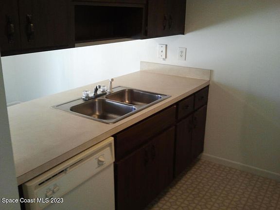 4th image of 193 San Juan Cir #193