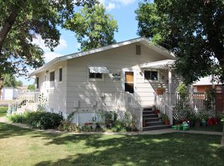 403 Oak St, Glendive, MT 59330