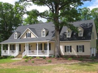 286 Idlewilde Ln, Sanford, NC 27332