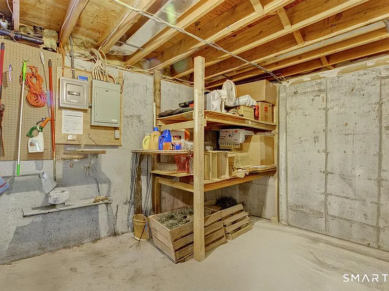 6 Oak Forest Dr #3 — Photo 11