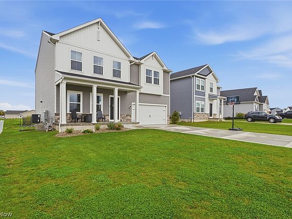4th image of 3017 McIntosh Dr NE