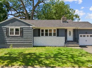 166 Collis Street, West Haven, CT 06516