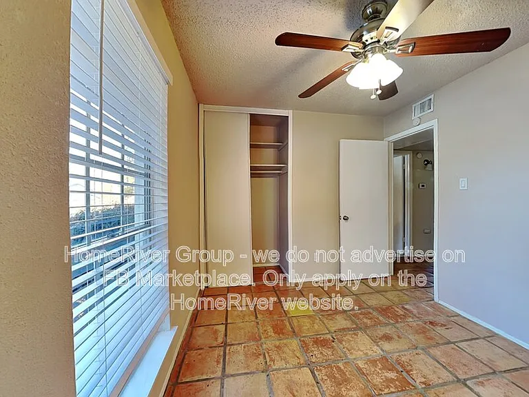 1402 Fair Oaks Blvd — Photo 15