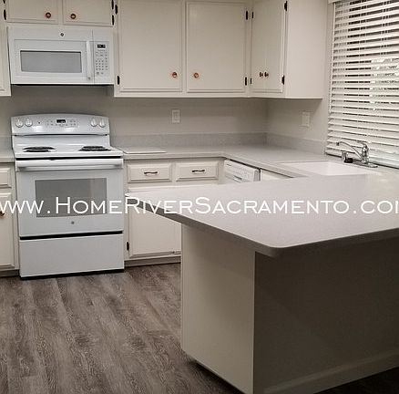 2nd image of 7629 Pleides Ave