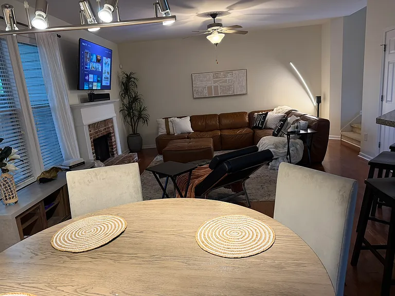 Oshields Ct SW — Photo 1