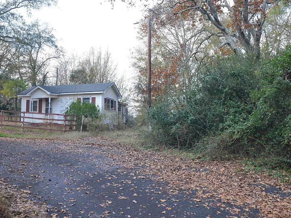 2nd image of 105 Mauldin Cir
