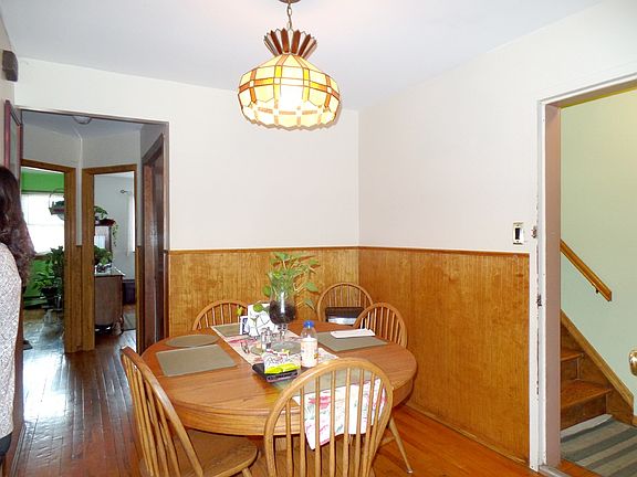 2nd image of 3940 E Tremont Ave #1