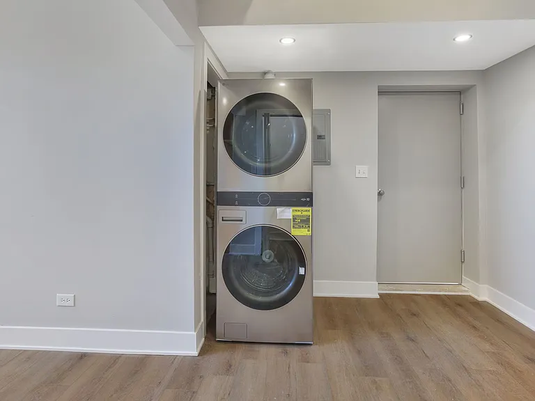 6240 W Belmont Ave #101 — Photo 10