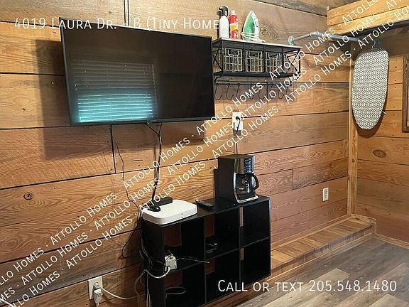 4th image of 4019 Laura Dr #B