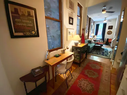 Rented by J PRESTON AND ASSOCIATES INC | media 12