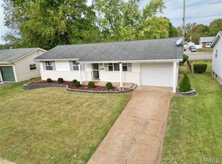 2755 Benne Dr, Florissant, MO