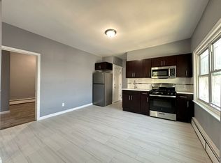 139 W 54th St #4E, Bayonne, NJ 07002