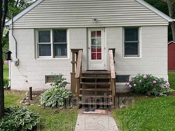 3rd image of 110 S Eagan Dr