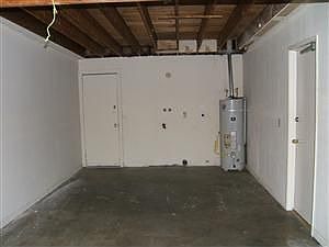 5th image of 584 E Hoffer St APT C