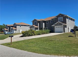 121 Madrid Dr #123-125-127, Sebring, FL 33876