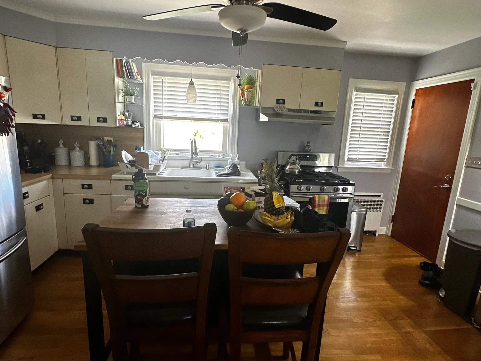 3 bed, 1619 sqft, $3,600 — Photo 4