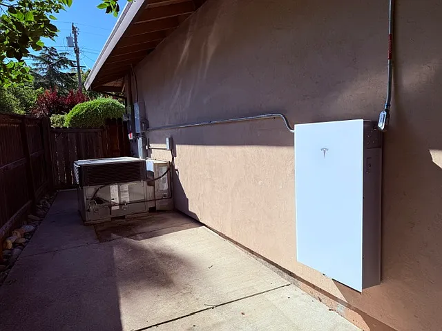 8402 Acorn Dr — Photo 23