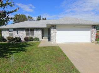 3381 W Deerfield St, Springfield, MO 65807