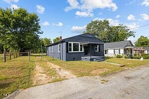 3rd image of 516 Olivia Ln