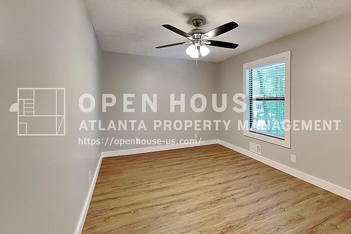 3753 Memorial Pkwy NW — Photo 13