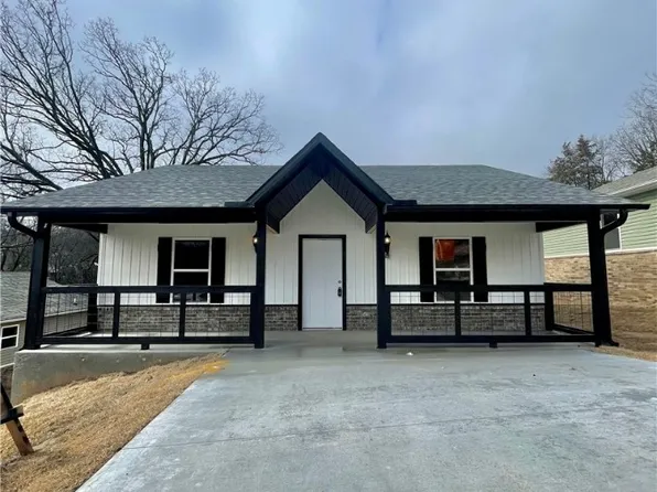 515 Lafayette St, Van Buren, AR 72956