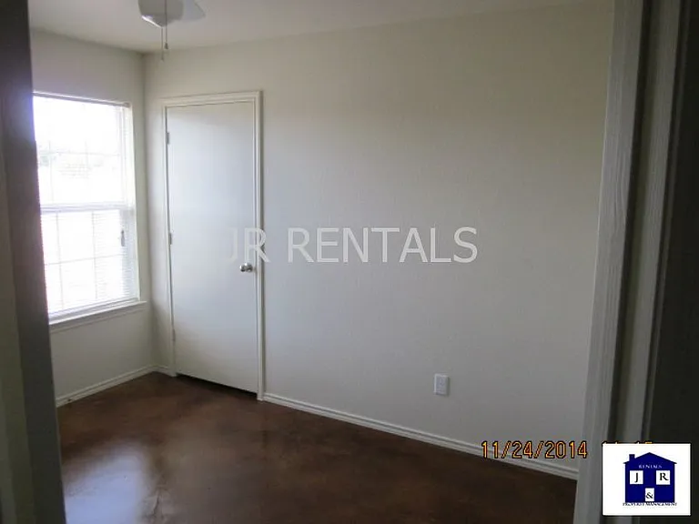 2923 Starlight Dr #B — Photo 17