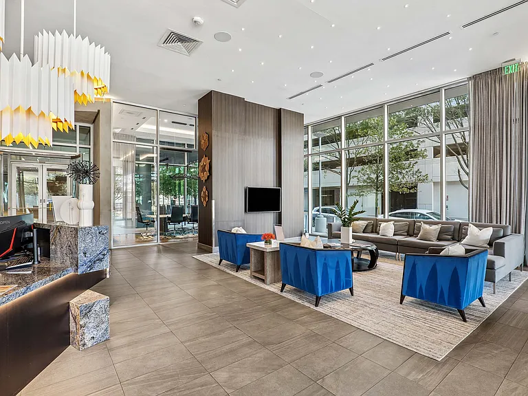 Luminary_INT_Amenity_Lobby2_Jan2026