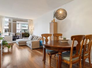 2228 Broadway W #608, Vancouver, BC V6K0B1
