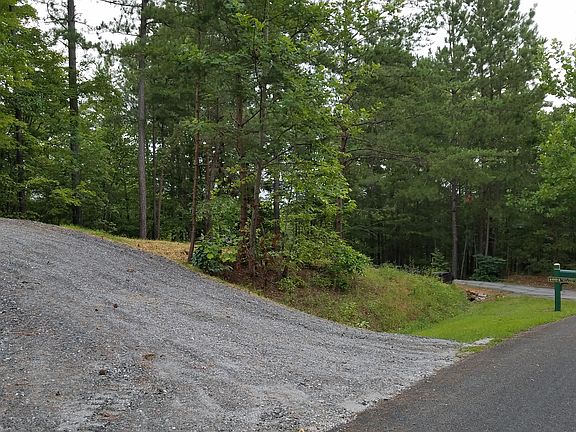 NEW DRIVEWAY JUST INSTALLED!