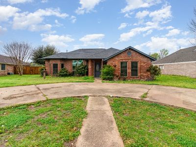 303 Rash Ln, Terrell, TX, 75160