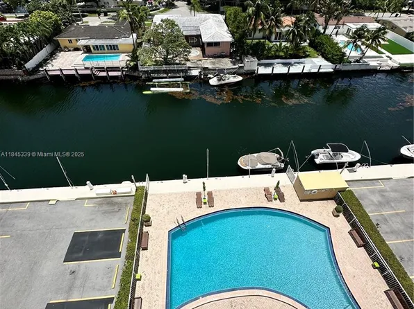 2020 NE 135th St APT 807, North Miami, FL 33181