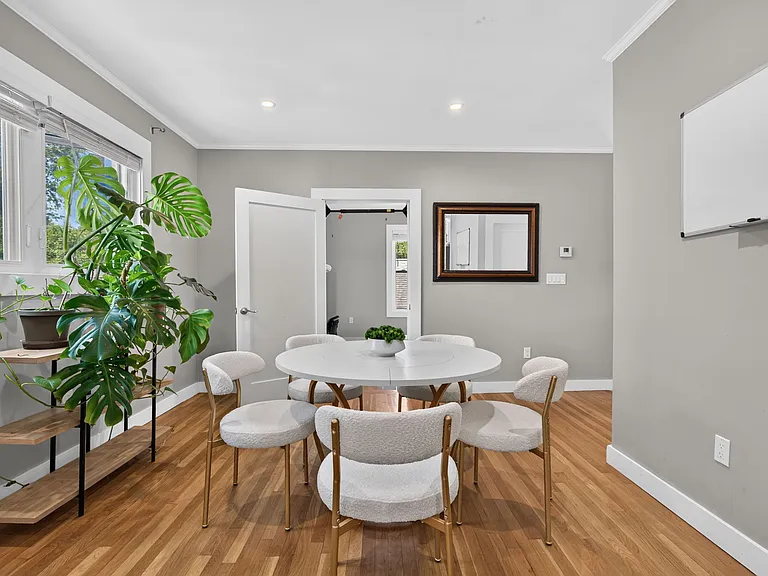 44 Worley St #2 — Photo 6