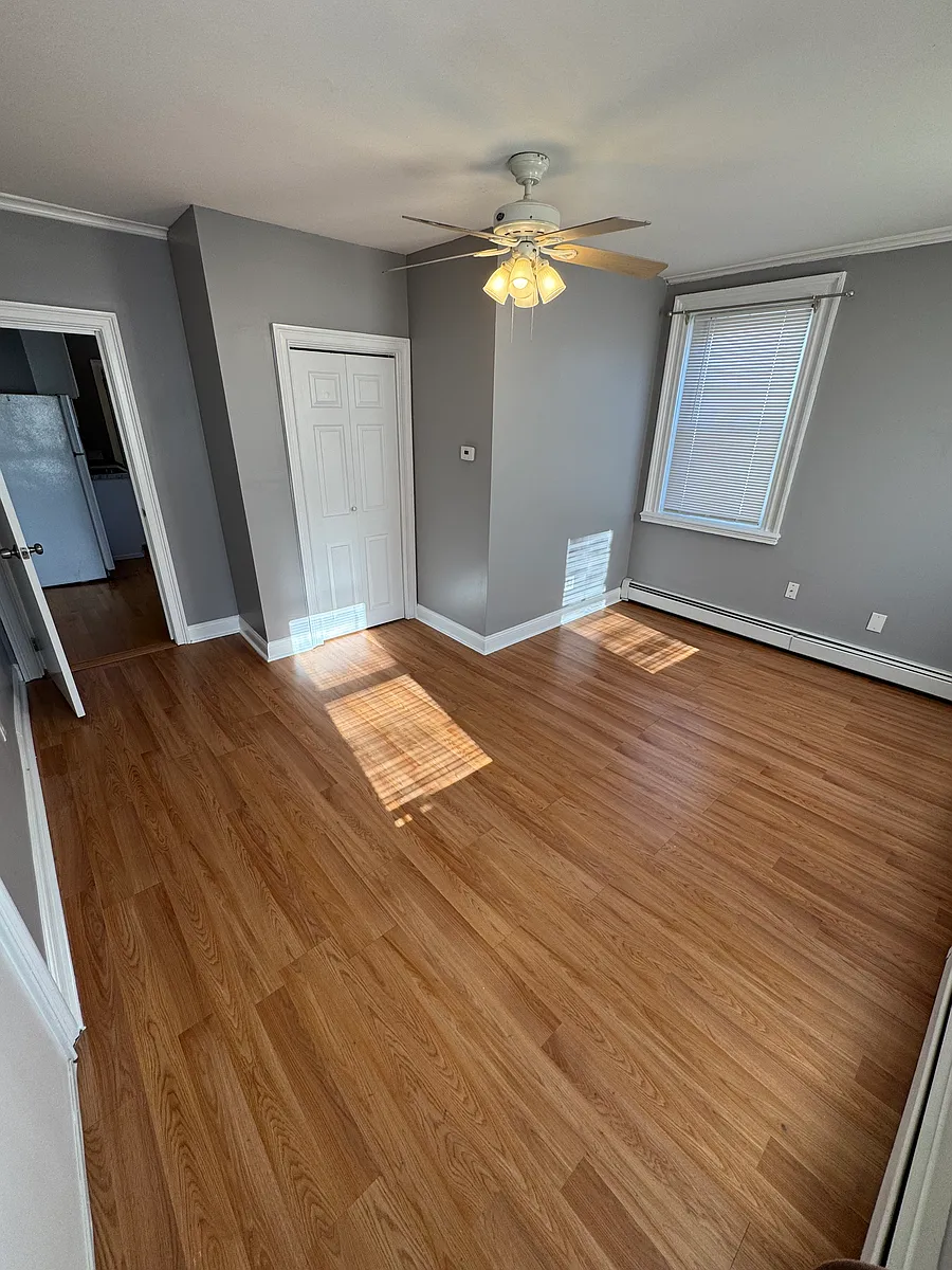 Building Photo - 29 Gesler St #2F