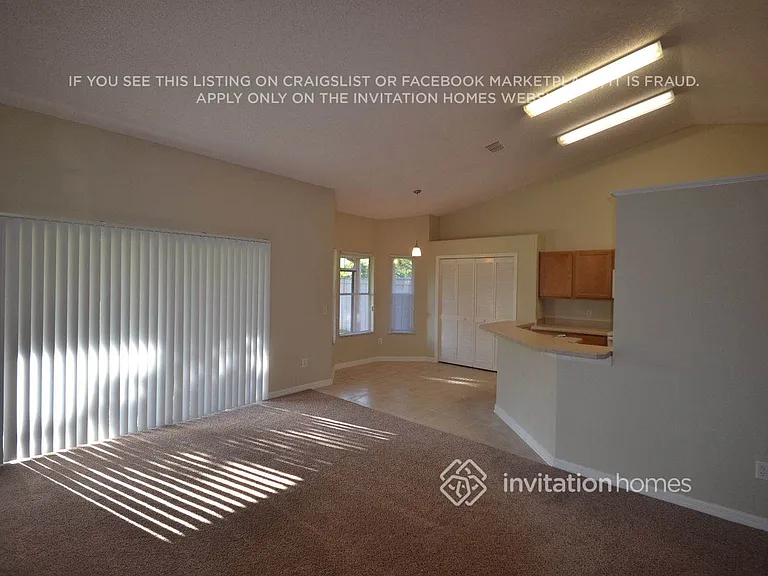 12535 Newfield Dr — Photo 2