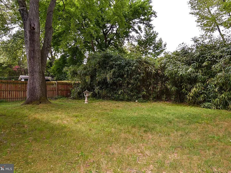 3415 Gallows Rd — Photo 24