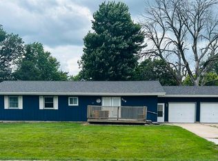 219 S Kirkwood Ave, Eagle Grove, IA 50533