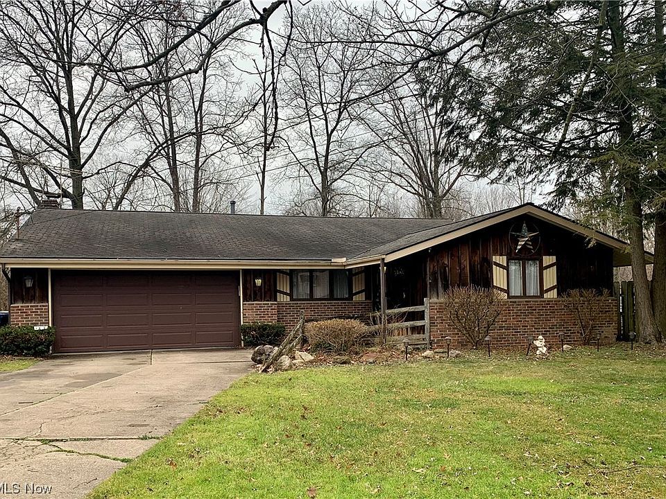 1st image of 996 Lakewood Beach Dr