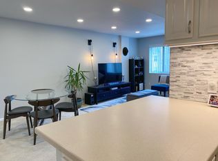 5340 Holmes Run Pkwy UNIT 202, Alexandria, VA 22304