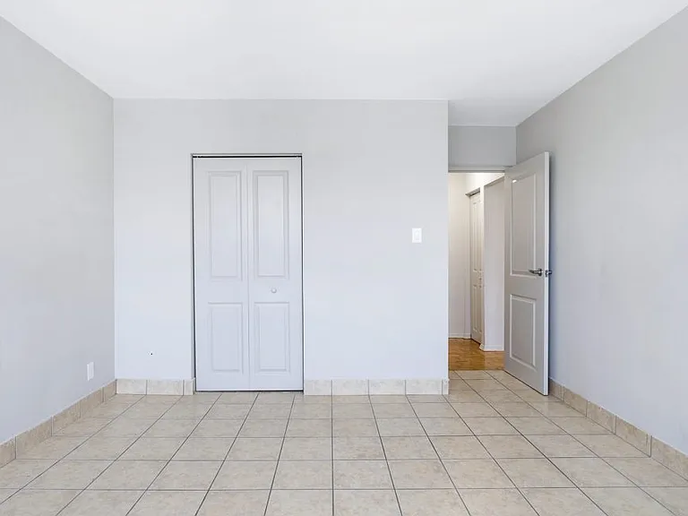30 Speers Rd — Photo 11