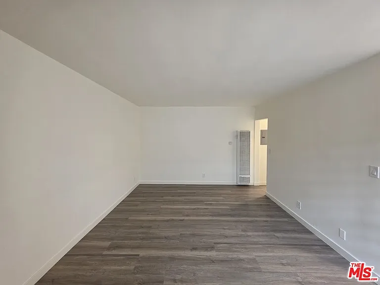 1433 Brockton Ave #4 — Photo 23