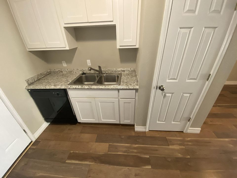 2 bed 2 bath