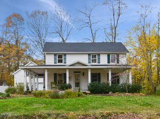 186 S Maple St, Saugatuck, MI 49453