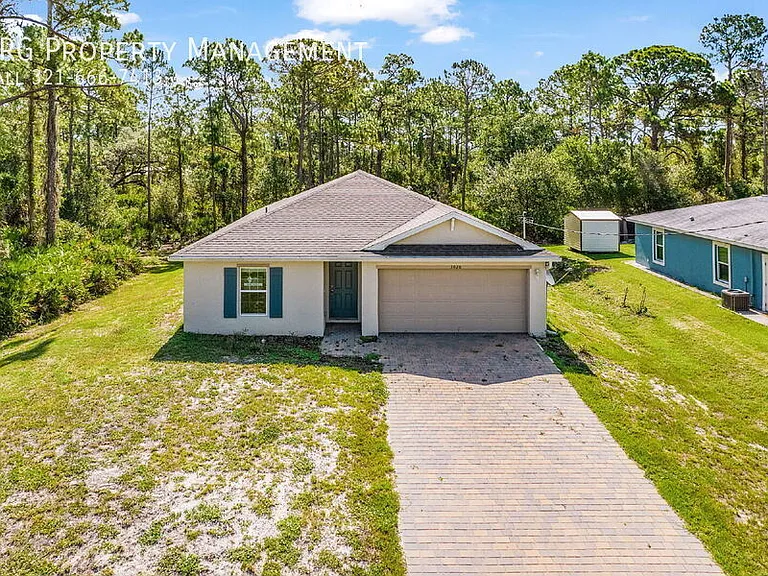 3020 N Lakewood Rd — Photo 4